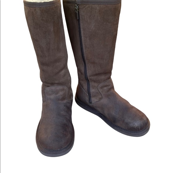 UGG Australia 5683 brown boots size 7 - Picture 6 of 13